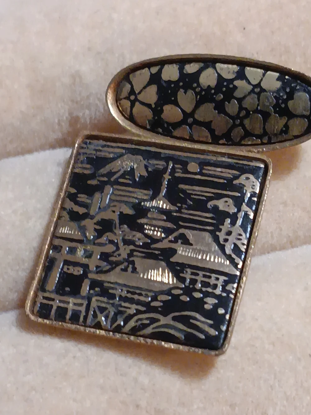 Antique Japabese Domascene Cufflinks Set